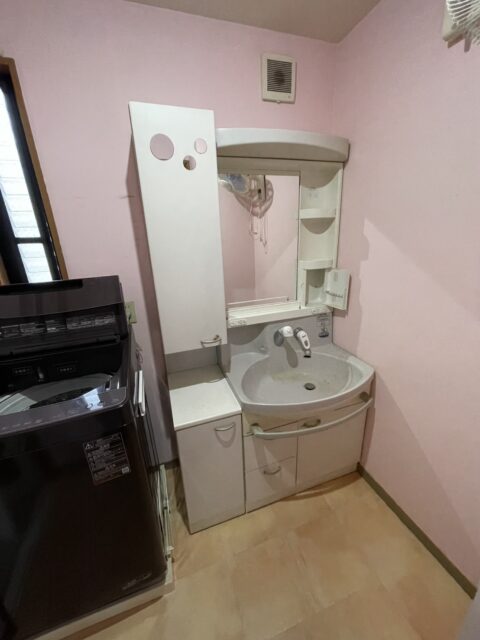 【施工事例】TOTOオクターブで洗面化粧台を交換！収納力とデザイン性がアップ！